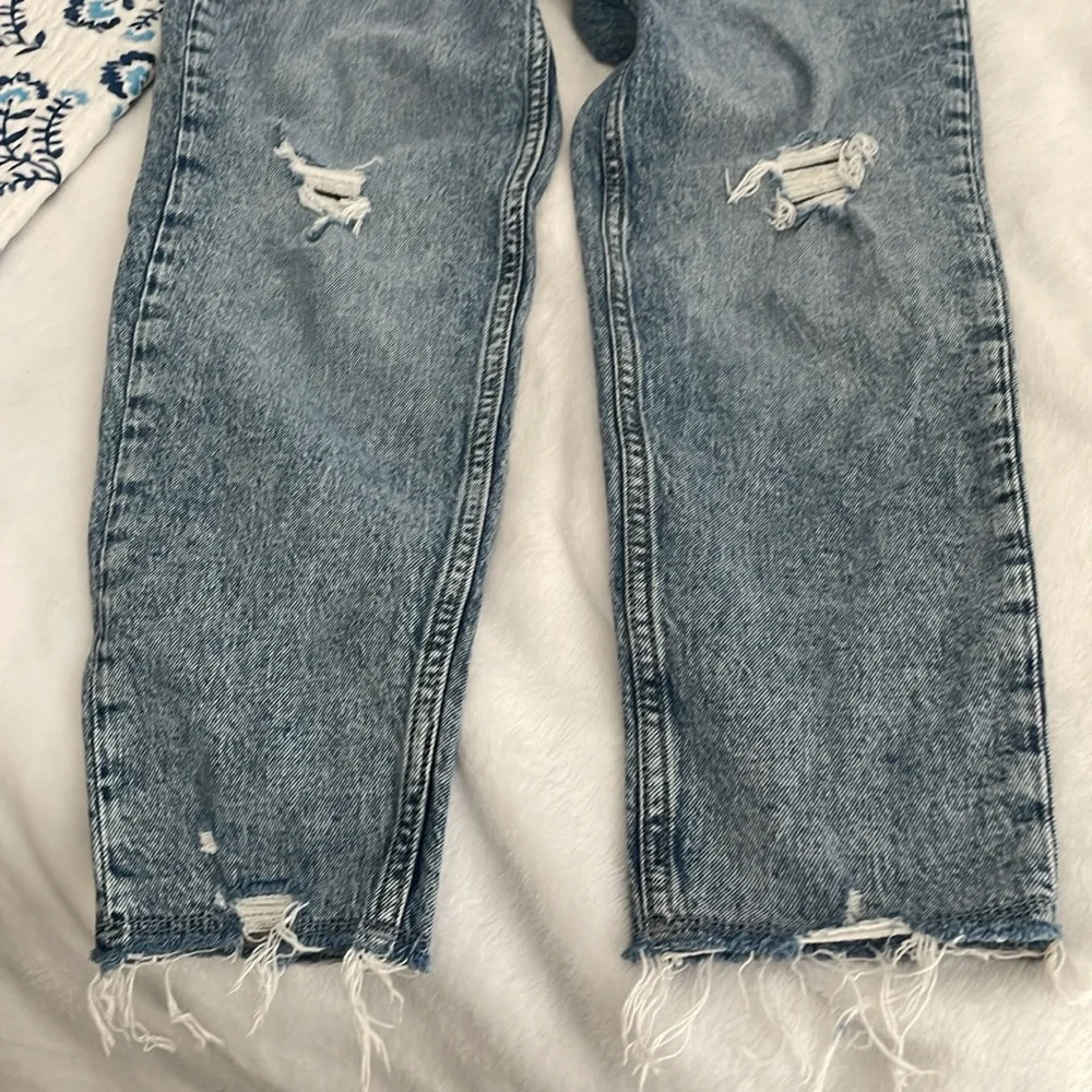 GAP Mom Jeans Youth Size 12‎